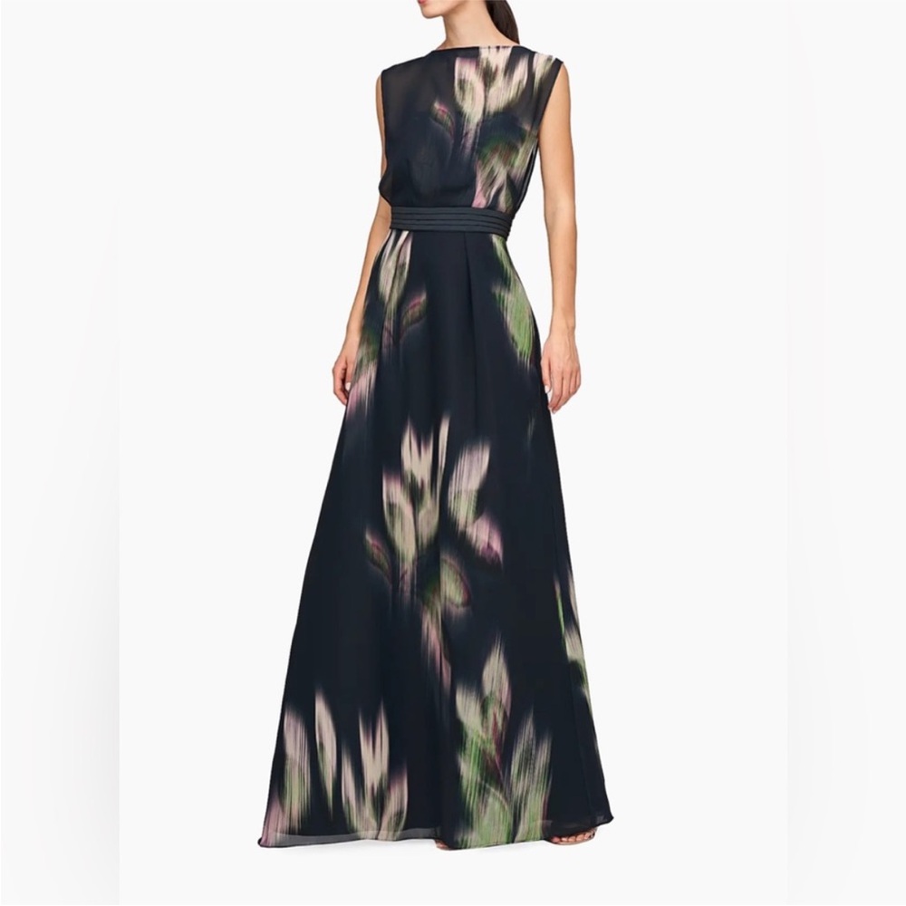 Kay Unger Elegant Floral Maxi Gown size 8